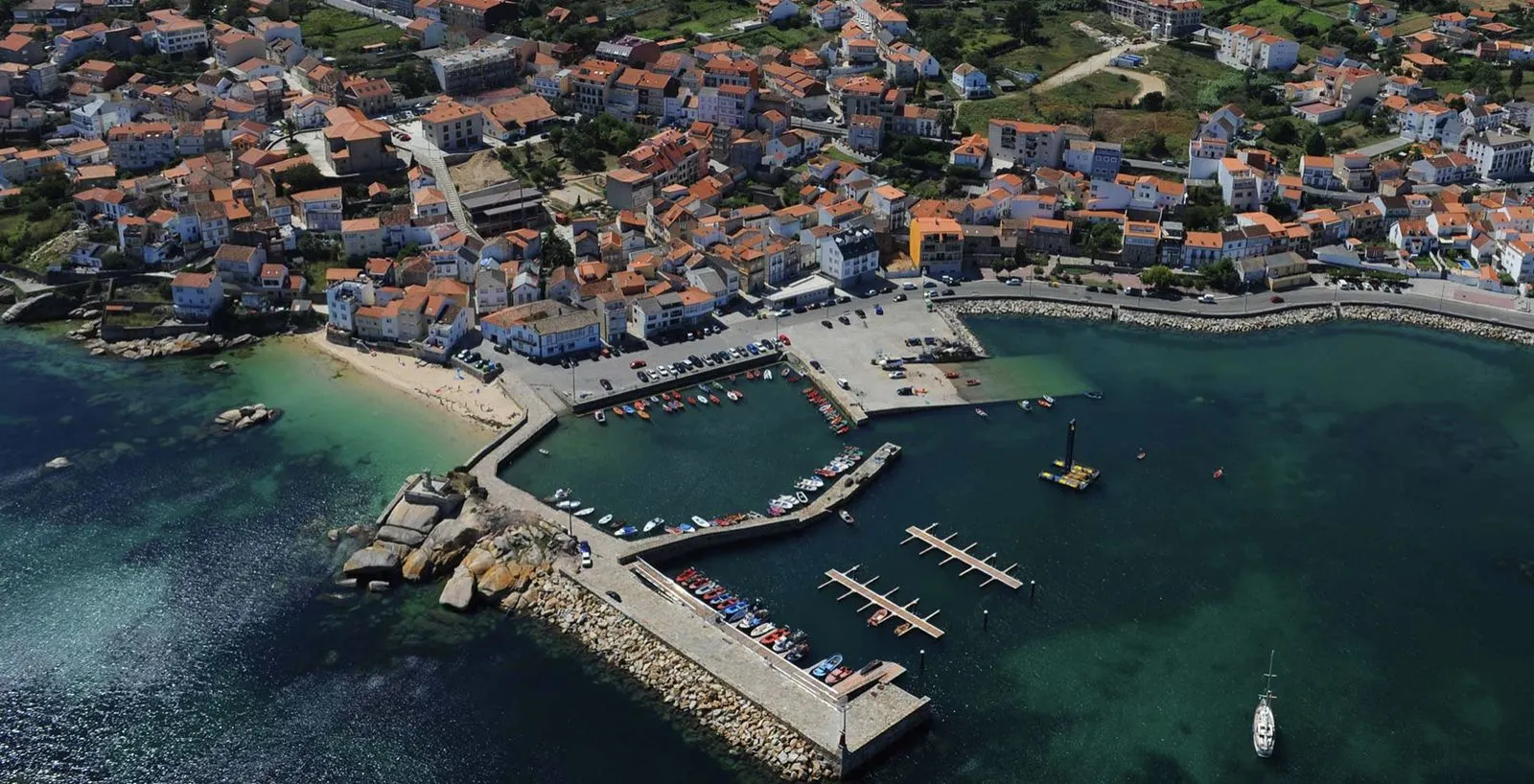 Vista aérea del puerto de Palmeira, en la ría de Arousa